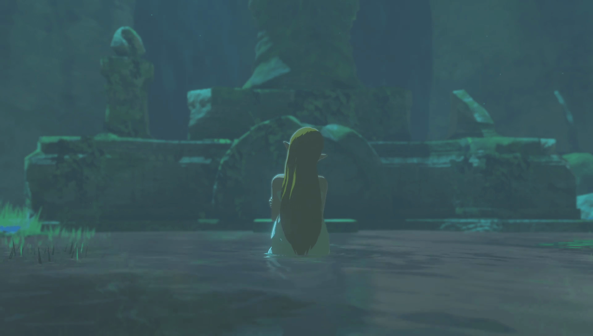 Zelda alone in a pool of water